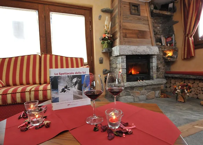 Le Petit Abri Hotel Champoluc